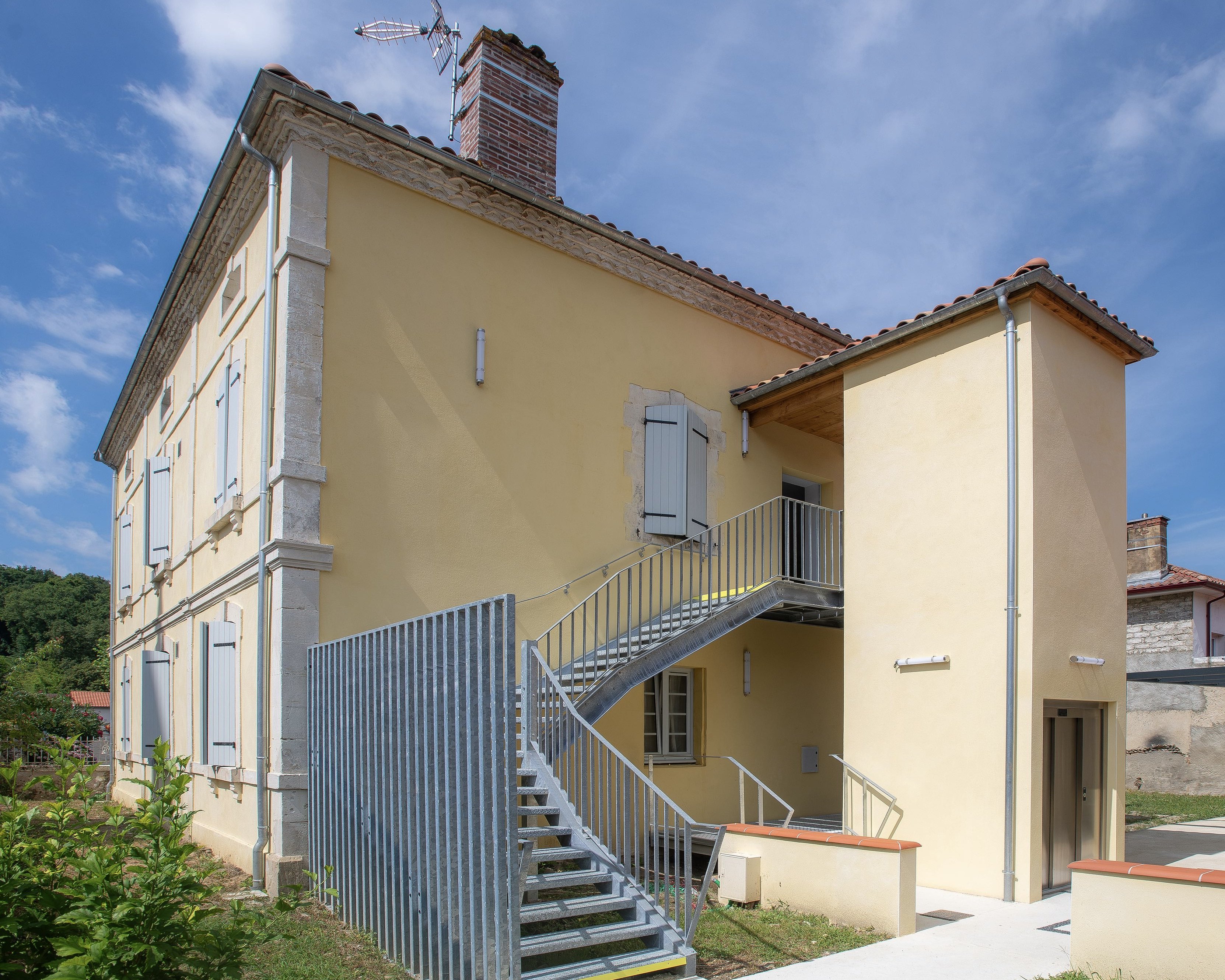 Le Presbytere à Duhort Bachen